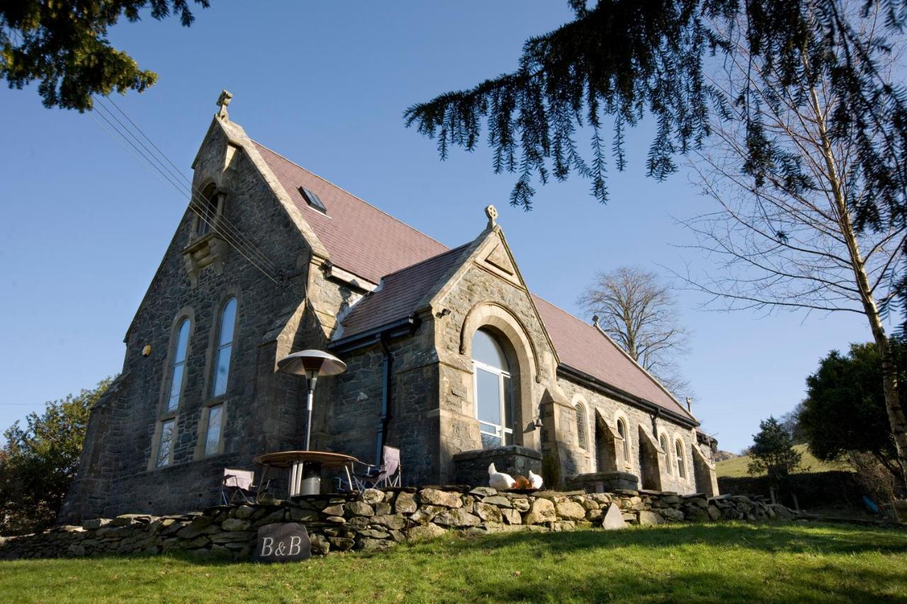 Mountain Church คาเปล-คูริก ภายนอก รูปภาพ