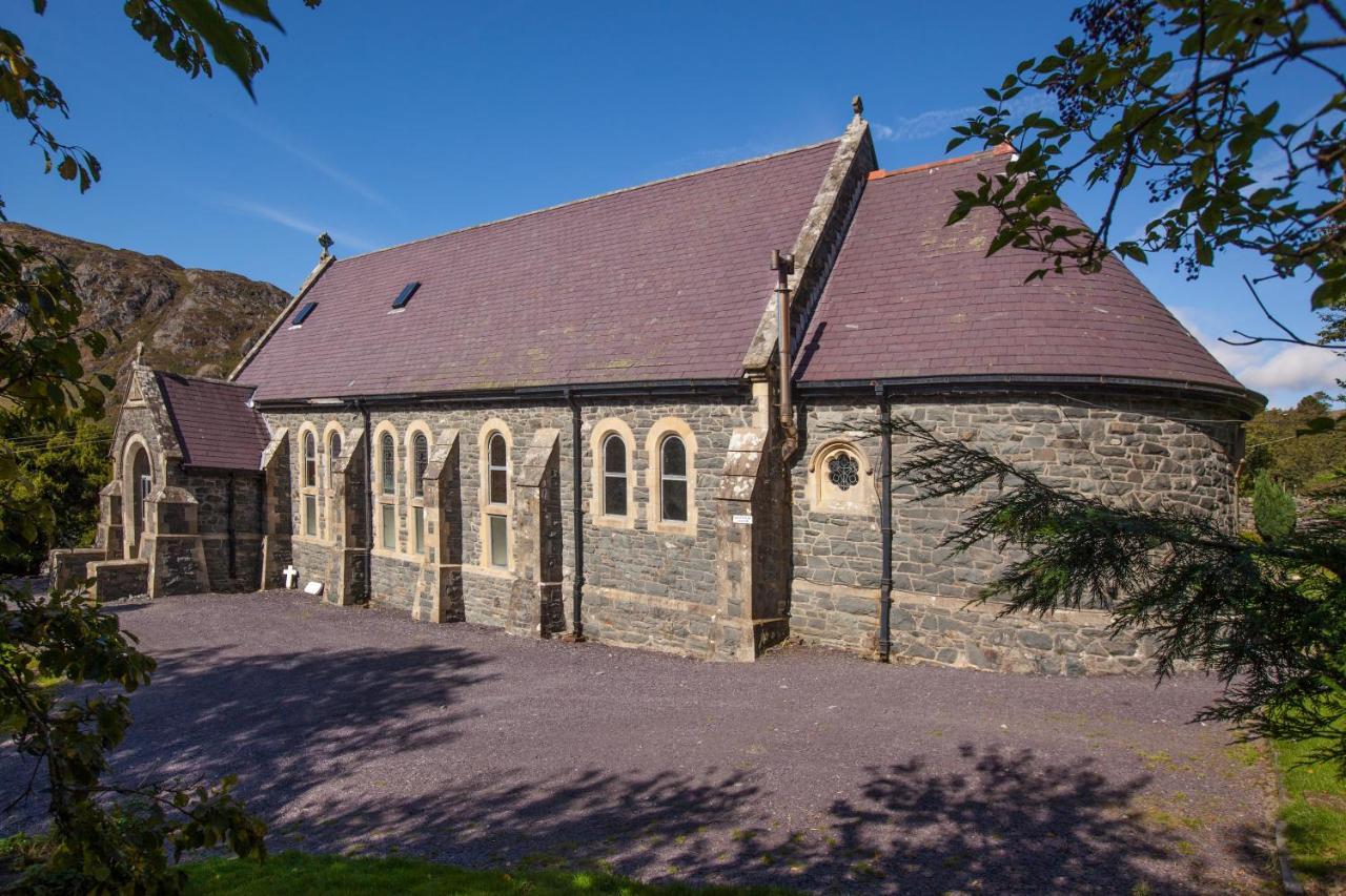 Mountain Church คาเปล-คูริก ภายนอก รูปภาพ